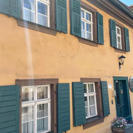 Zum Alten Hausla Apartment